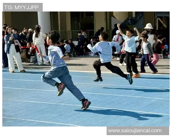 南京排球队在钻石联赛中的默契配合与精彩表现分析