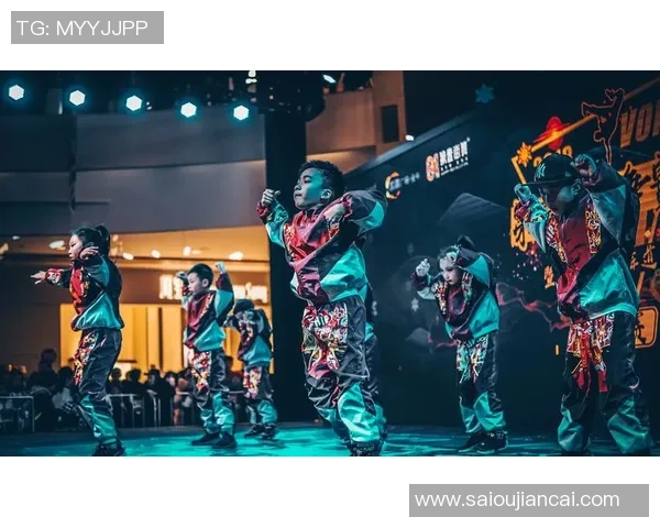 南京街舞队荣登全国街舞速度排行榜第十名展现青春活力与实力